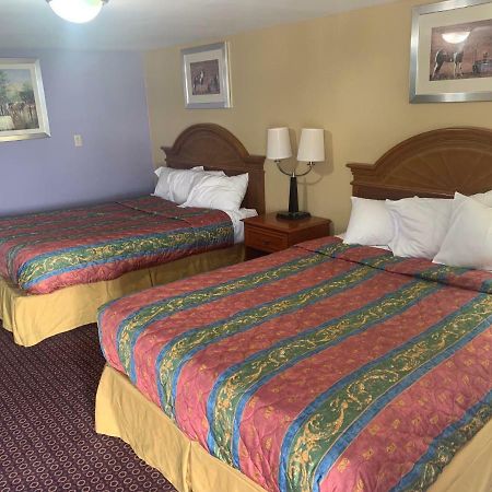 Mt. Vernon Motel Манхайм Екстериор снимка